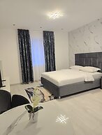 LaRin Residence Apartments