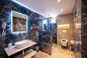 Almar Boutique Hotel
