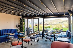 Almar Boutique Hotel