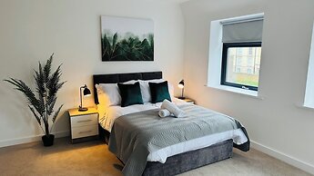 The Square Apartments