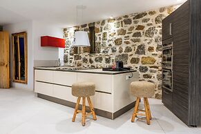 Citadel Natural Stone Villa