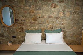 Citadel Natural Stone Villa