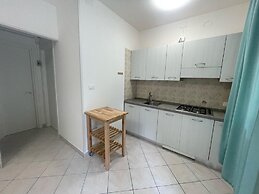 Comfortable Flat With Private Garden in Rosolina