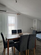 Apartment Lavaran 6 in Vir