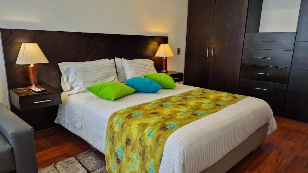 HOTEL LAVERDIERI