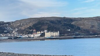 Sea View, East Parade
