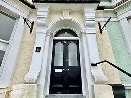Sea View, East Parade