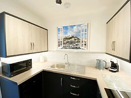 Ockendon House Apartment B