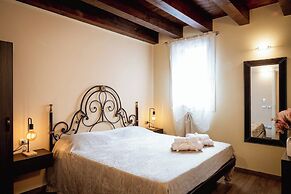 Piccola Venezia Room