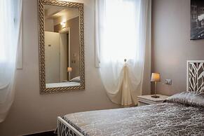 Piccola Venezia Room