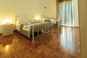 Residence Rossini con Piscina