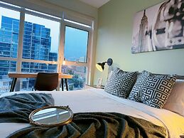 Maple Crown Suites - Free Parking