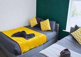Pitchside Quarters sleeps 7