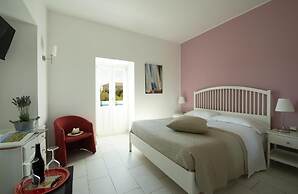 Isola Charm B&B - Pool & Nature Stay
