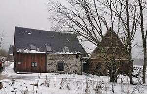 Rustic Mont-dore Family Cottage