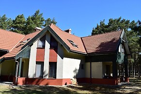 Holiday Homes With Terraces, Close to the Beach