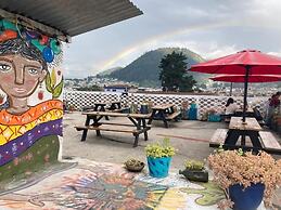 Kasa Kiwi Hostel and Travel