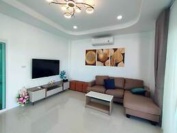 Jitvirat Pool Villa