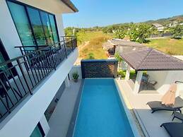 Jitvirat Pool Villa