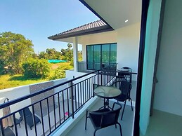 Jitvirat Pool Villa