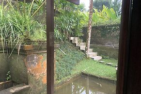 Toya Retreat Villa