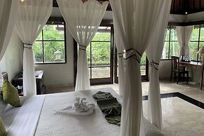 Toya Retreat Villa