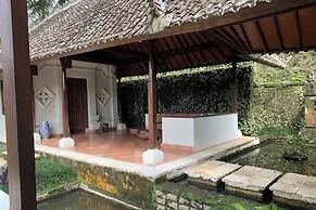 Toya Retreat Villa