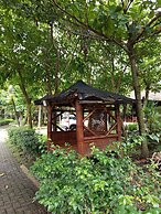 Forrest Lodge, Cafe & Wisata Berkuda