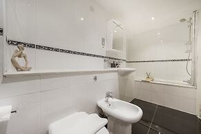 Hertford Flat 1