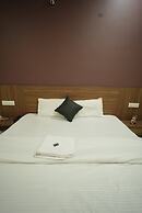 Hotel Mokshita
