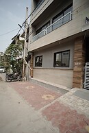 Hotel Mokshita