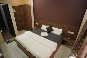 Hotel Mokshita