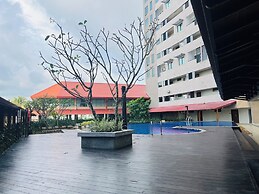 C-5 Oceanfront Condos
