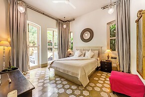 ELIVAAS 3-BHK Elysee Villa With Pvt Pool