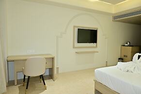 Simran Sarovar Hotel