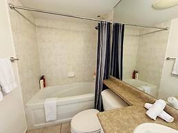 King Street Boutique Escape
