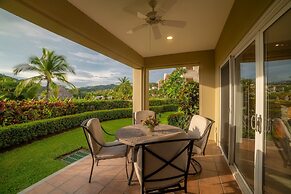 Del Mar 4M 3 bdr Garden View in Los Suenos
