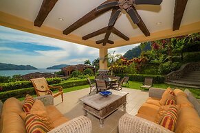 Marbella 1E 3 bdr Ocean View in Los Suenos