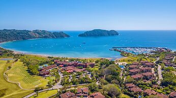 Miramar 4E 3 bdr Ocean View in Los Suenos