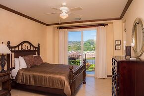Bay Residence 7C 3 bdr Ocean View in Los Suenos