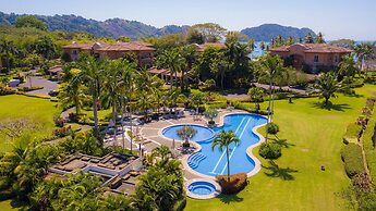 Bay Residence 7C 3 bdr Ocean View in Los Suenos