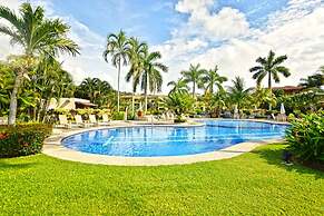 Bay Residence 7C 3 bdr Ocean View in Los Suenos