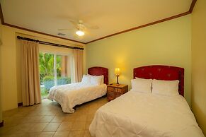 Veranda 5F 2 bdr Garden View in Los Suenos