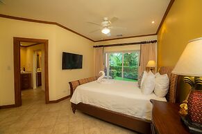 Veranda 5F 2 bdr Garden View in Los Suenos