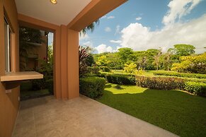 Veranda 6F 2 bdr Garden View in Los Suenos