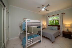 Colina 7C 3 bdr Garden View in Los Suenos