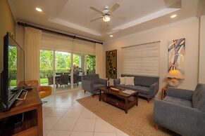 Colina 8F 2 bdr Garden View in Los Suenos