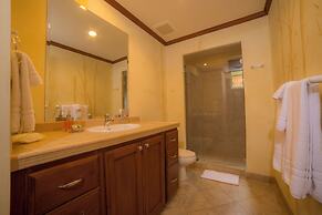 Veranda 8F 2 bdr Garden View in Los Suenos