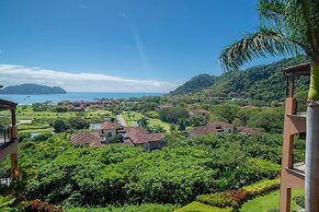 Altavista 4B 3 bdr Ocean View in Los Suenos