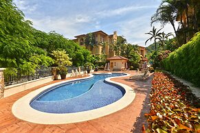 Bella Vista 2D 3 Bdrs Pool View in Los Suenos
